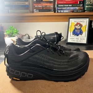 Topo Athletic Vista Men’s 11 NWT ($175 MSRP)